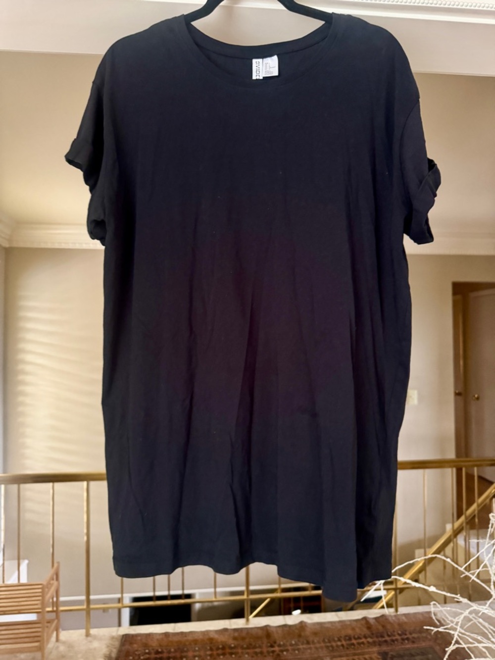 Divided Black Short Sleeve Crew Neck Tee